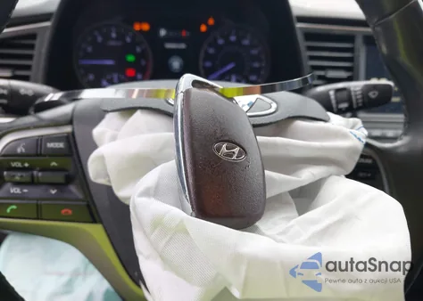 2017 Hyundai Elantra Limited z USA, uszkodzony, nr VIN KMHD84LF2HU193740